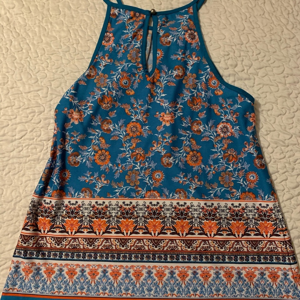 Small silky blouse - Picture 2 of 2